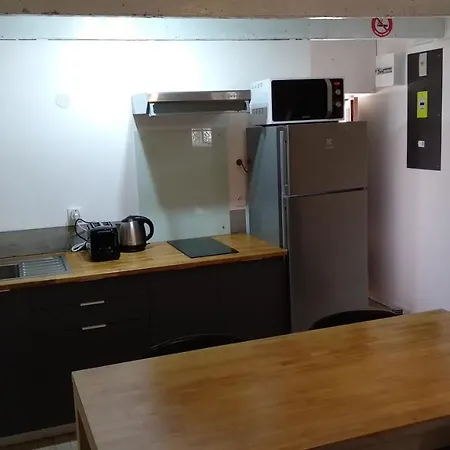 Hébergement de vacances Maison Bord De Mer Vieux Chapus + Dépendance