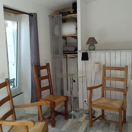 Maison Bord De Mer Vieux Chapus + Dépendance *